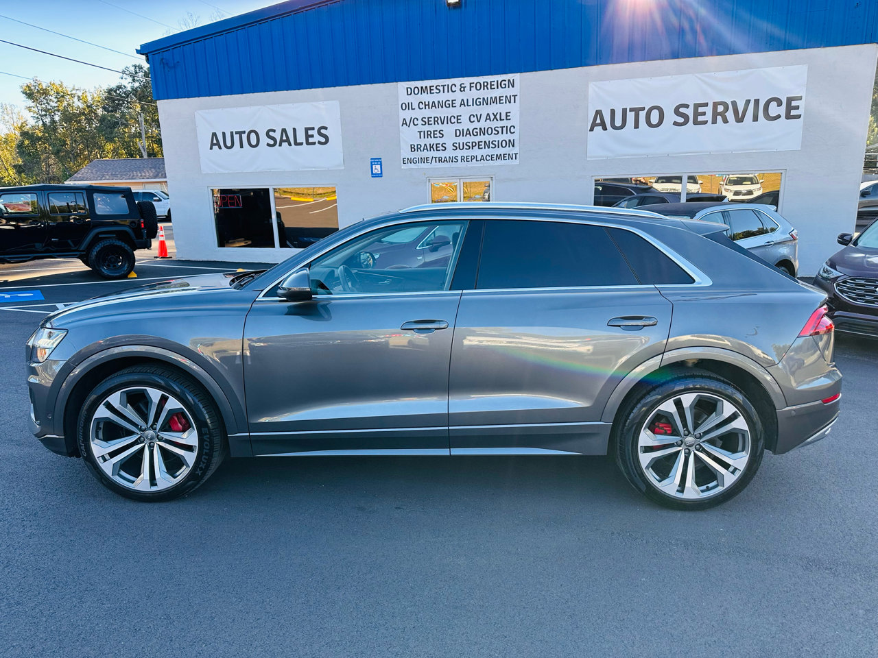 Used 2019 Audi Q8 Prestige image 2