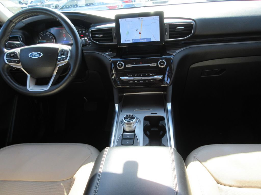 Used 2023 Ford Explorer Limited AWD/4WD image 17