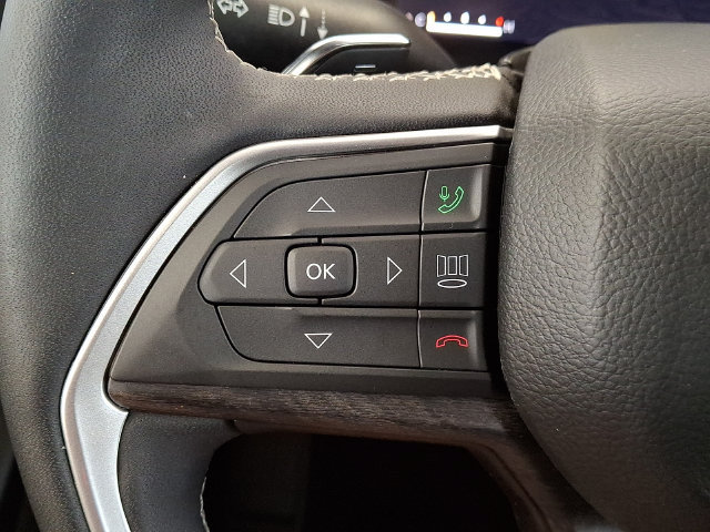 New 2026 Jeep Grand Cherokee Altitude AWD/4WD image 17