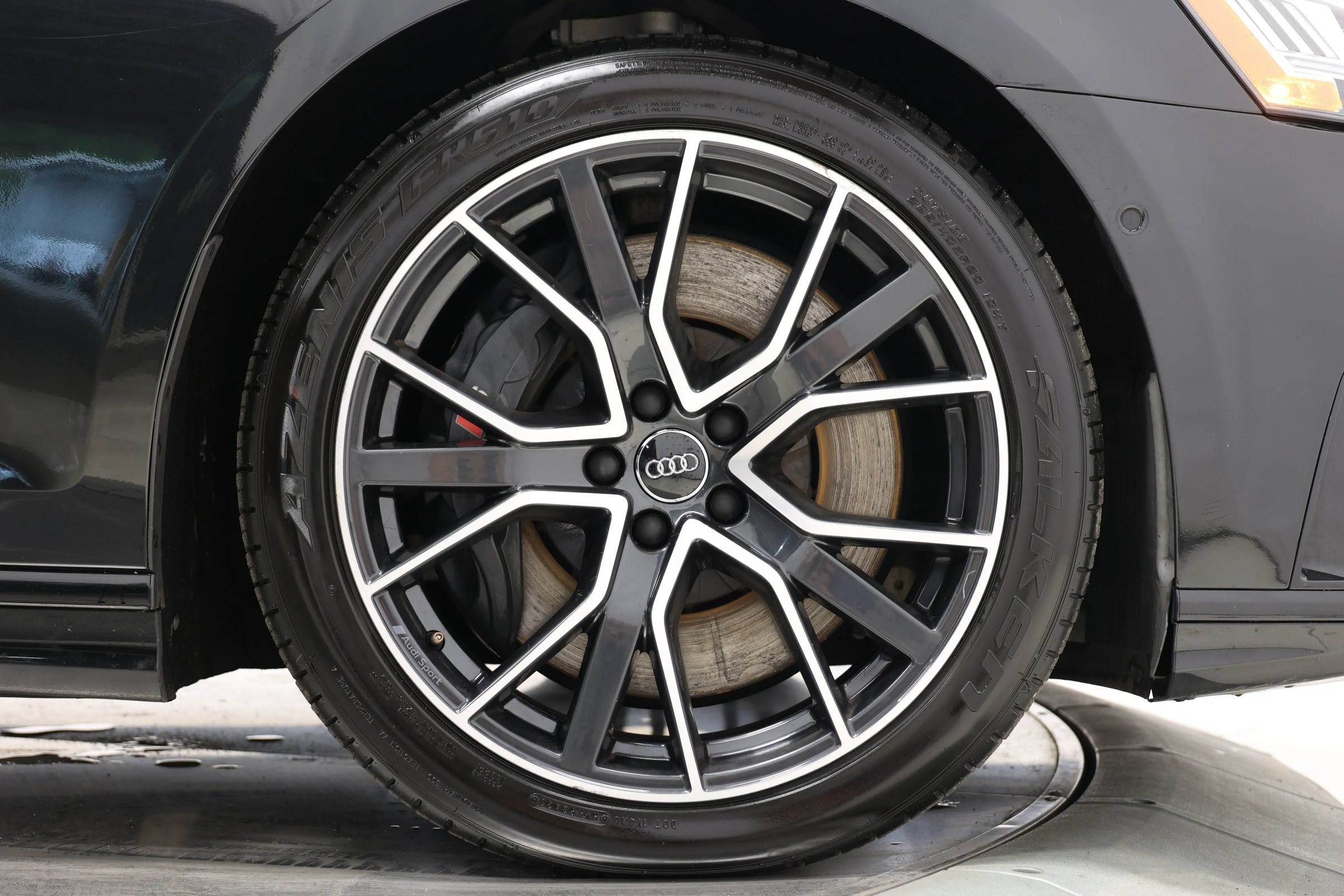 Used 2020 Audi S8 L w/ S8 Executive Package AWD/4WD image 88