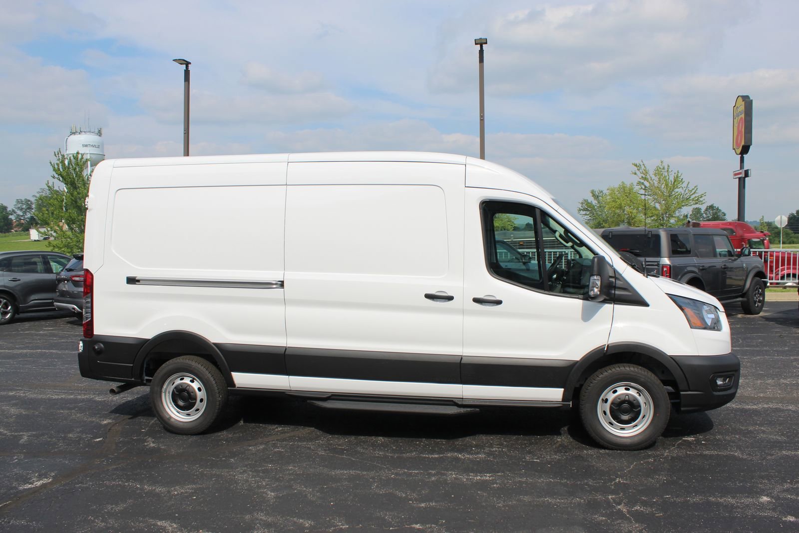 New 2025 Ford Transit 250 148 Medium Roof w/ Load Area Protection Package image 5