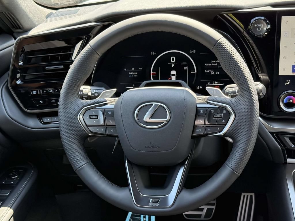 Used 2026 Lexus TX 500h AWD w/ Technology Package image 9