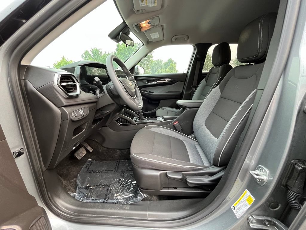 Certified 2024 Chevrolet TrailBlazer LT AWD/4WD image 9