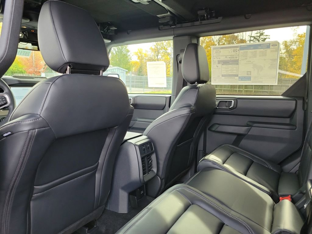 New 2025 Ford Bronco Outer Banks image 15