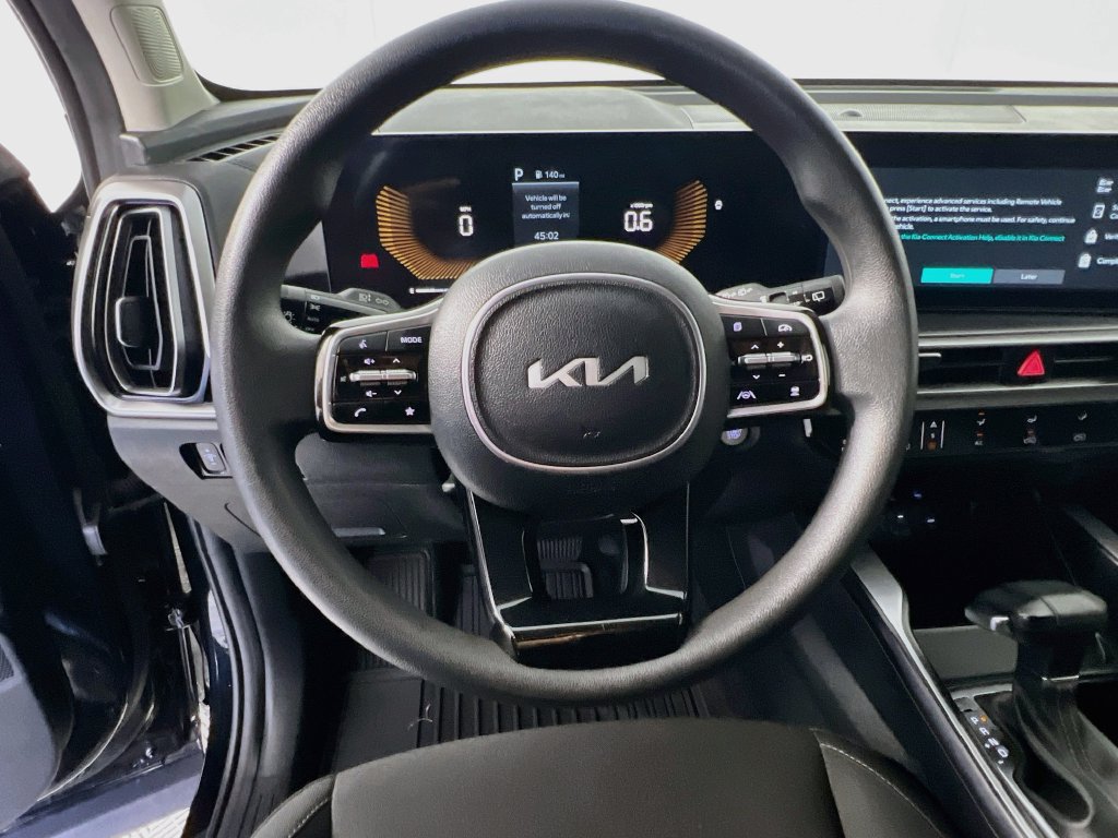 Certified 2025 Kia Sorento LX FWD image 12