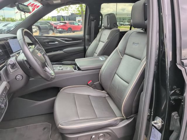 Certified 2024 Cadillac Escalade Sport AWD/4WD image 16