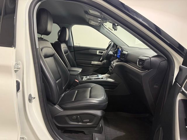 Used 2021 Ford Explorer XLT w/ Equipment Group 202A image 30