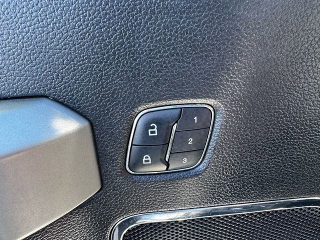 Used 2017 Ford F150 Lariat w/ Equipment Group 502A Luxury image 17