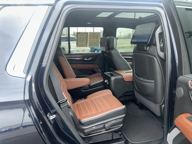Used 2024 GMC Yukon Denali Ultimate image 41