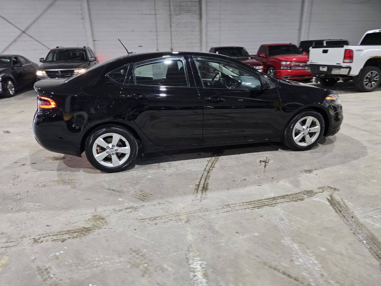 Used 2016 Dodge Dart SXT FWD image 12