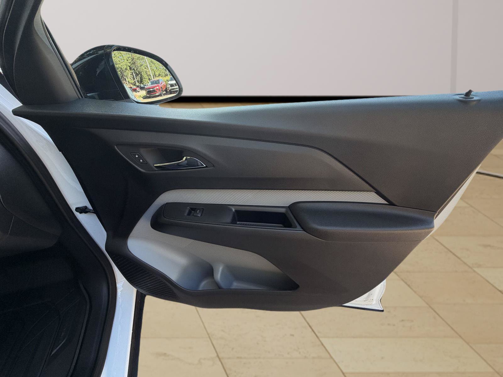 New 2027 Chevrolet Bolt RS w/ Technology Package FWD image 22