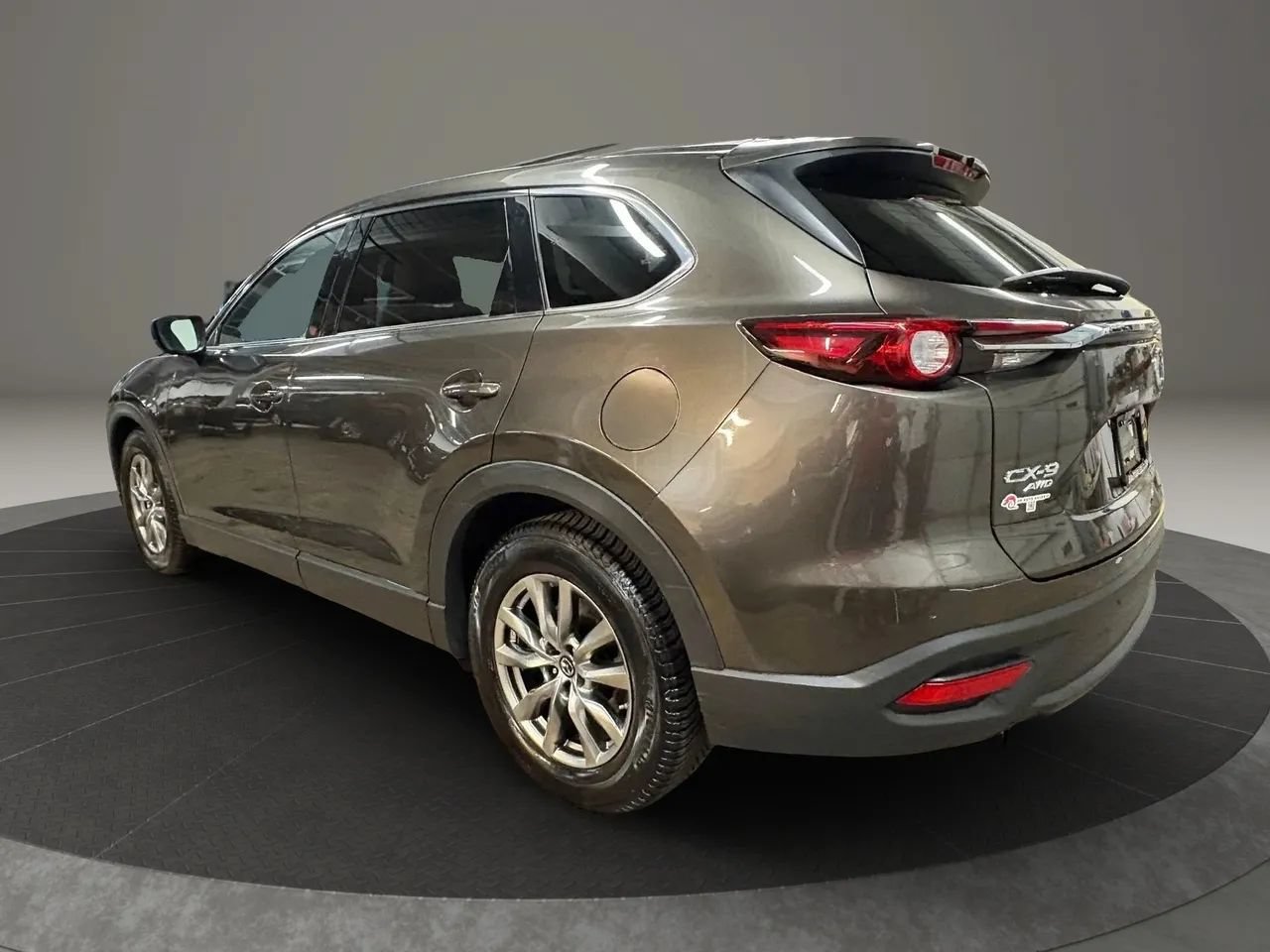 Used 2018 MAZDA CX-9 Touring w/ Touring Premium Package AWD/4WD image 7