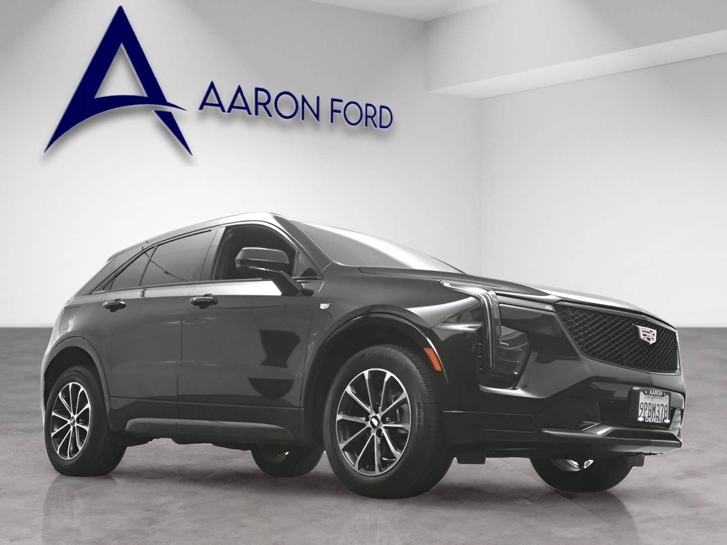 Used 2024 Cadillac XT4 Sport image 2