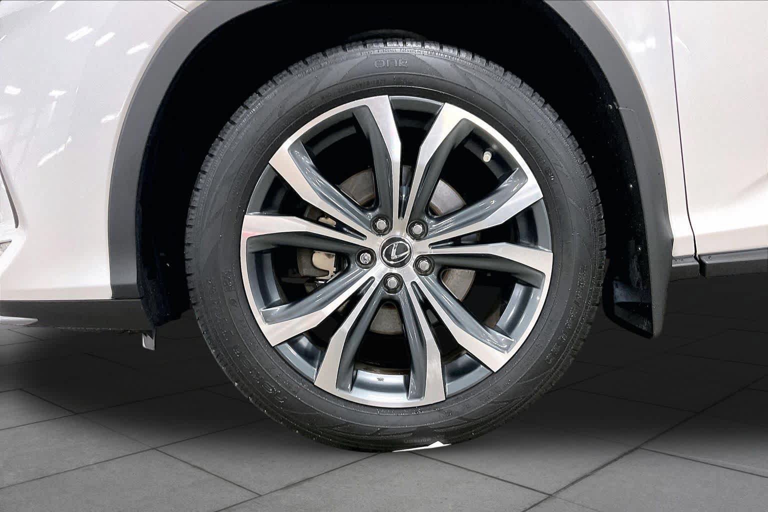 Used 2022 Lexus RX 350 AWD w/ Premium Package image 11