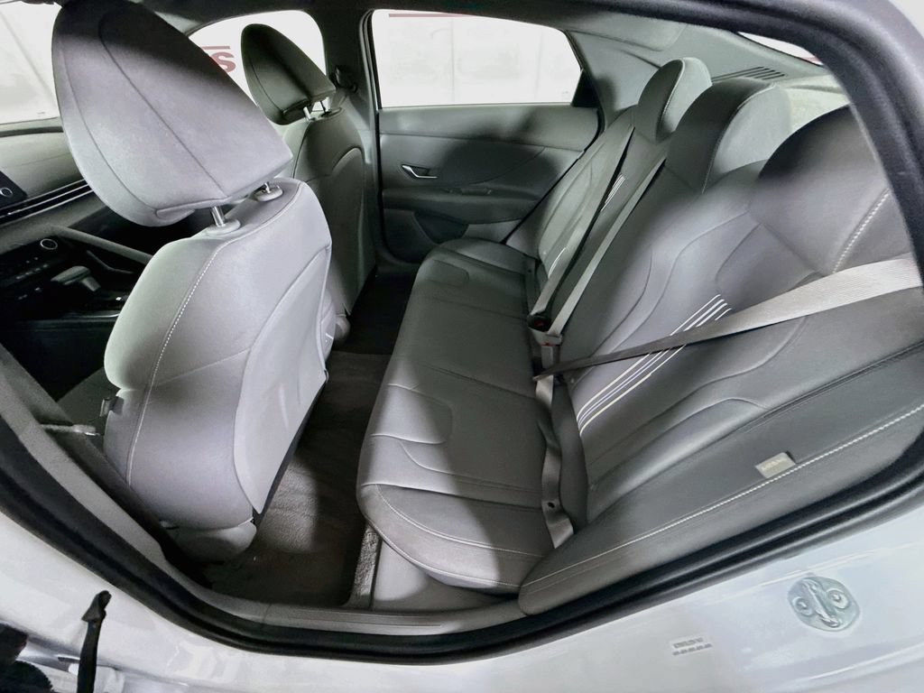 Certified 2025 Hyundai Elantra Sport FWD image 27