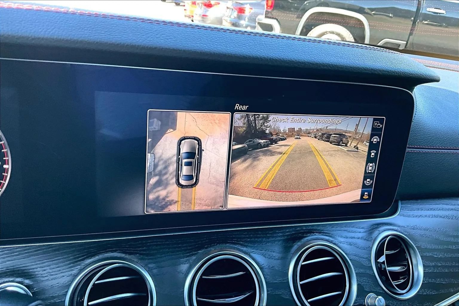 Used 2018 Mercedes-Benz E 43 AMG 4MATIC Sedan image 23