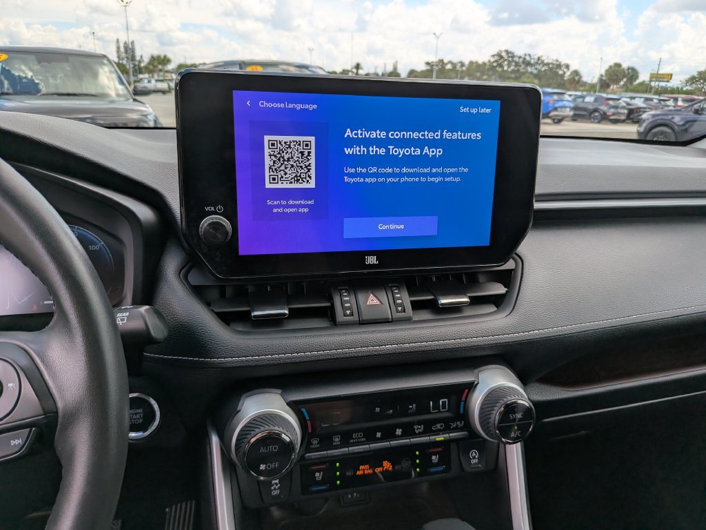 Used 2025 Toyota RAV4 Limited FWD image 26