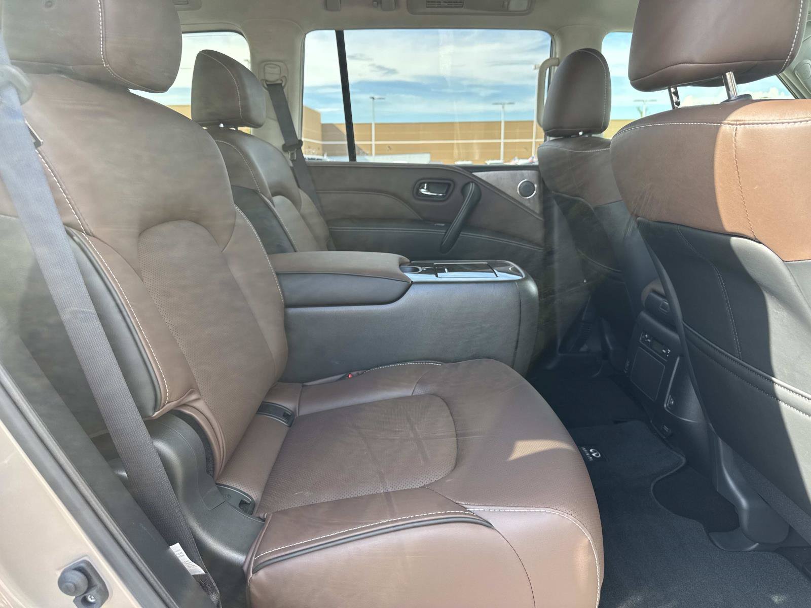 Used 2024 INFINITI QX80 Premium Select w/ Cargo Package AWD/4WD image 12