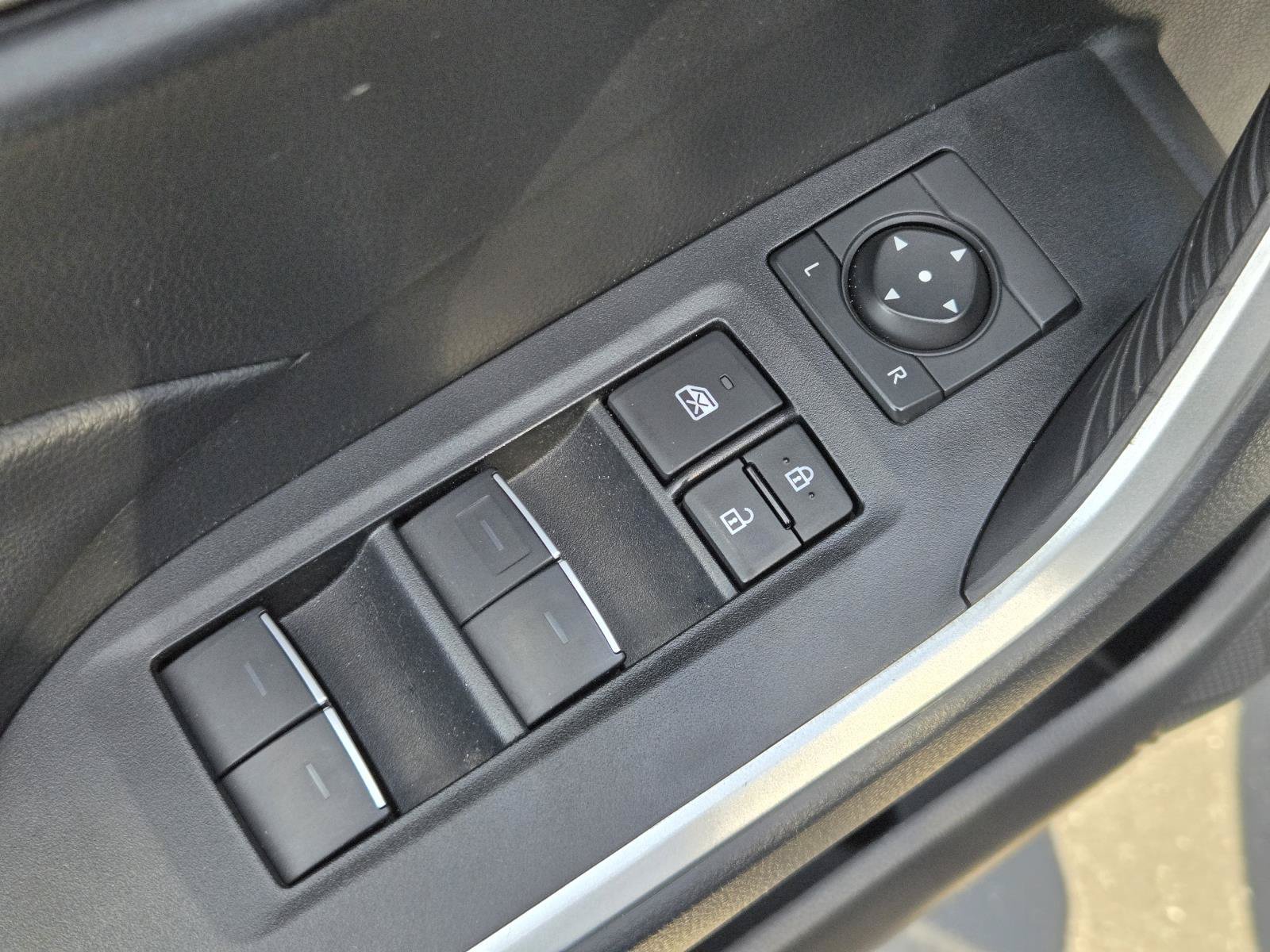 Used 2023 Toyota RAV4 XLE w/ Convenience Package FWD image 20