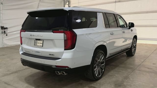 New 2026 GMC Yukon XL Denali Ultimate w/ LPO, Floor Liner Package AWD/4WD image 8