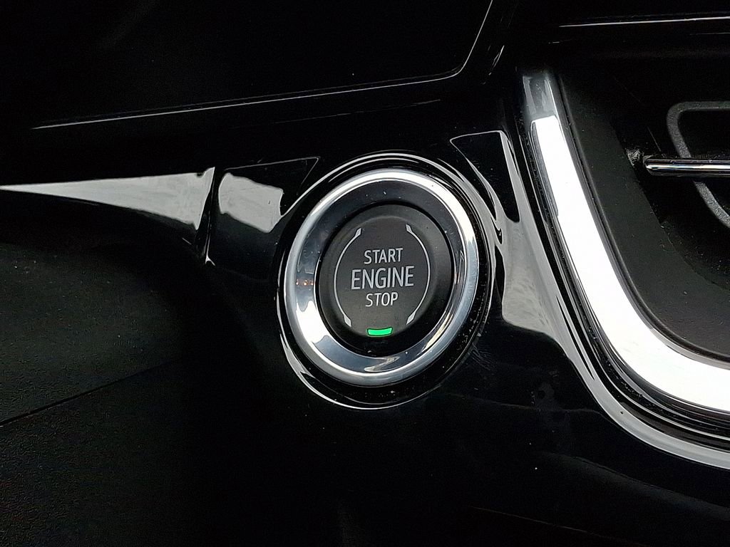 Used 2024 Chevrolet Trax RS w/ Driver Confidence Package image 23