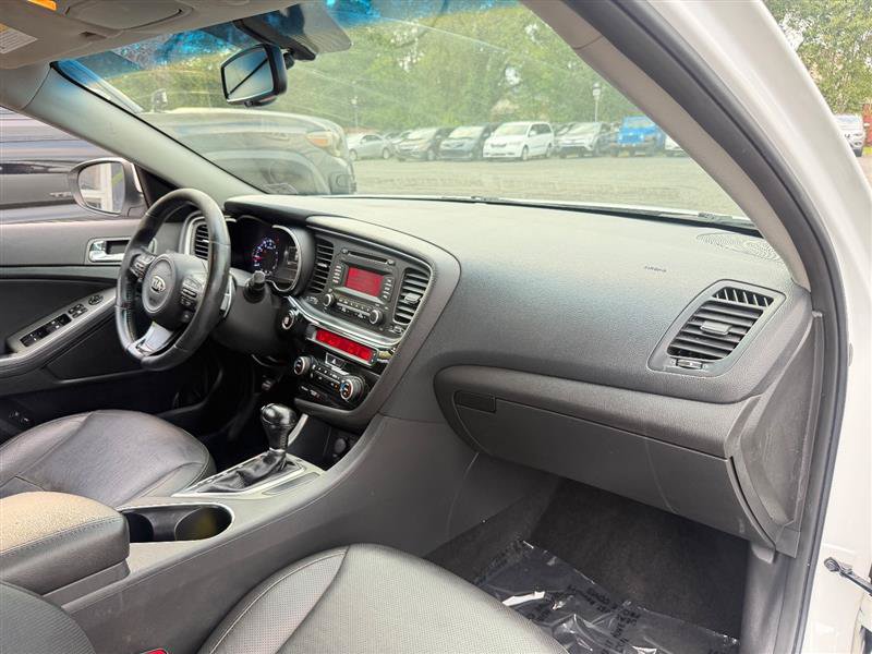 Used 2015 Kia Optima SX FWD image 16