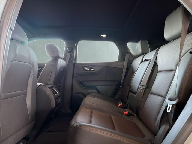 Used 2023 Chevrolet Blazer RS FWD image 11