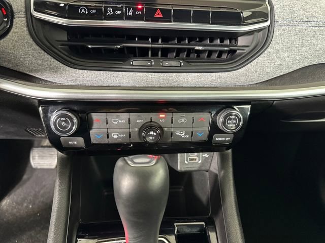 Used 2022 Jeep Compass Latitude w/ Convenience Group image 23