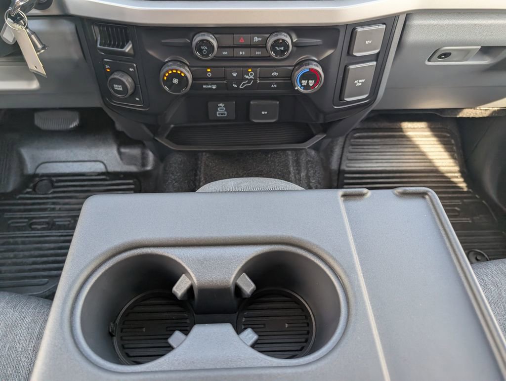 New 2026 Ford F450 XL w/ XL Chrome Package image 15