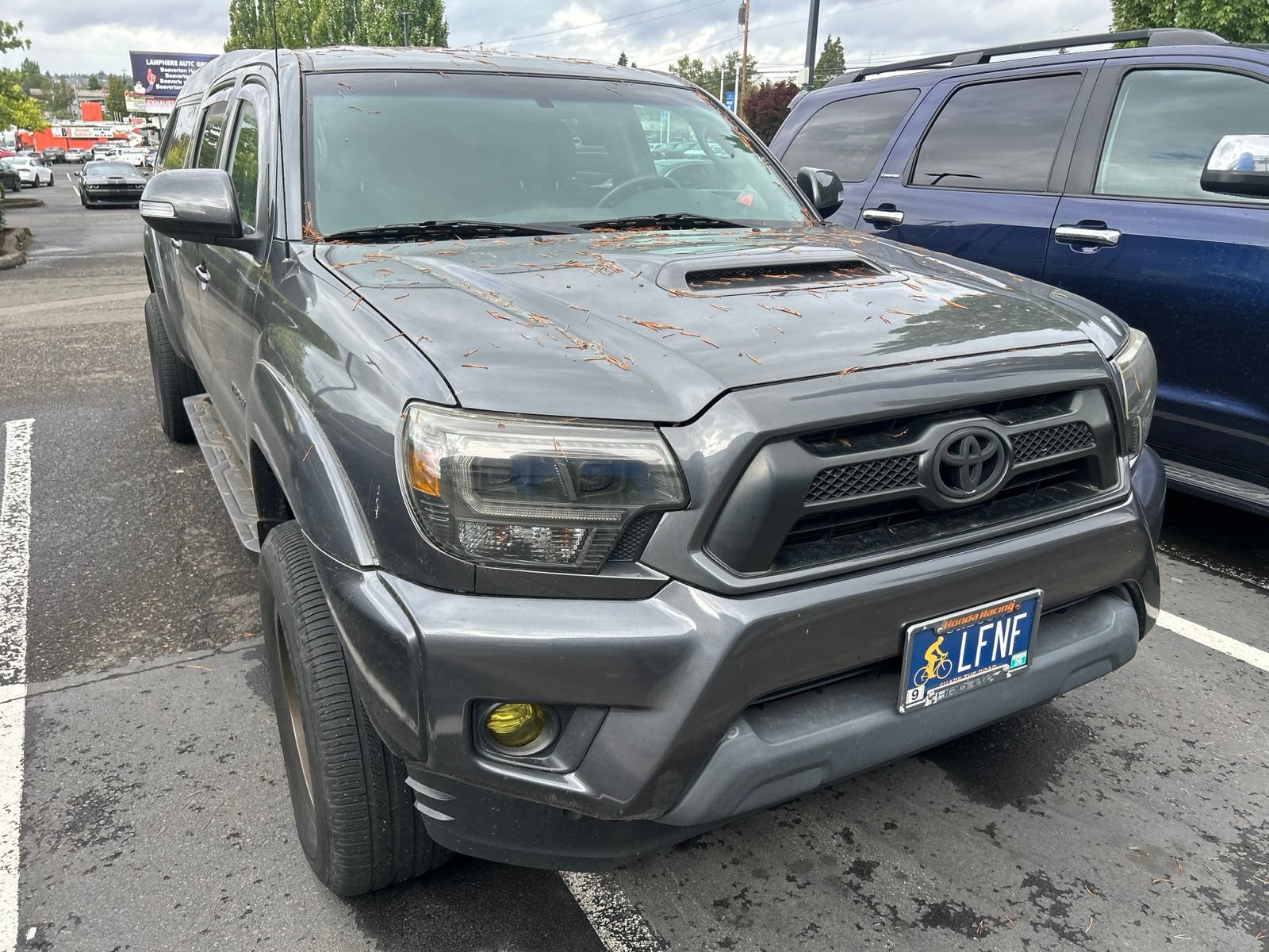 Used 2015 Toyota Tacoma 4x4 Double Cab w/ TRD Sport Package image 3