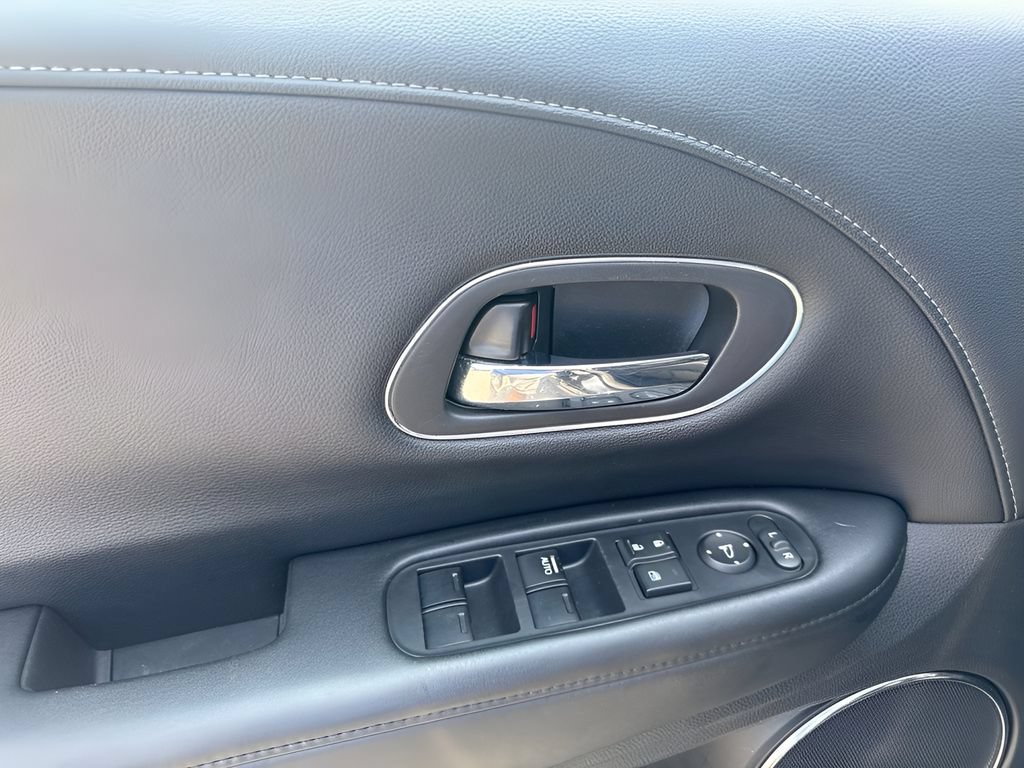 Used 2016 Honda HR-V EX-L image 18