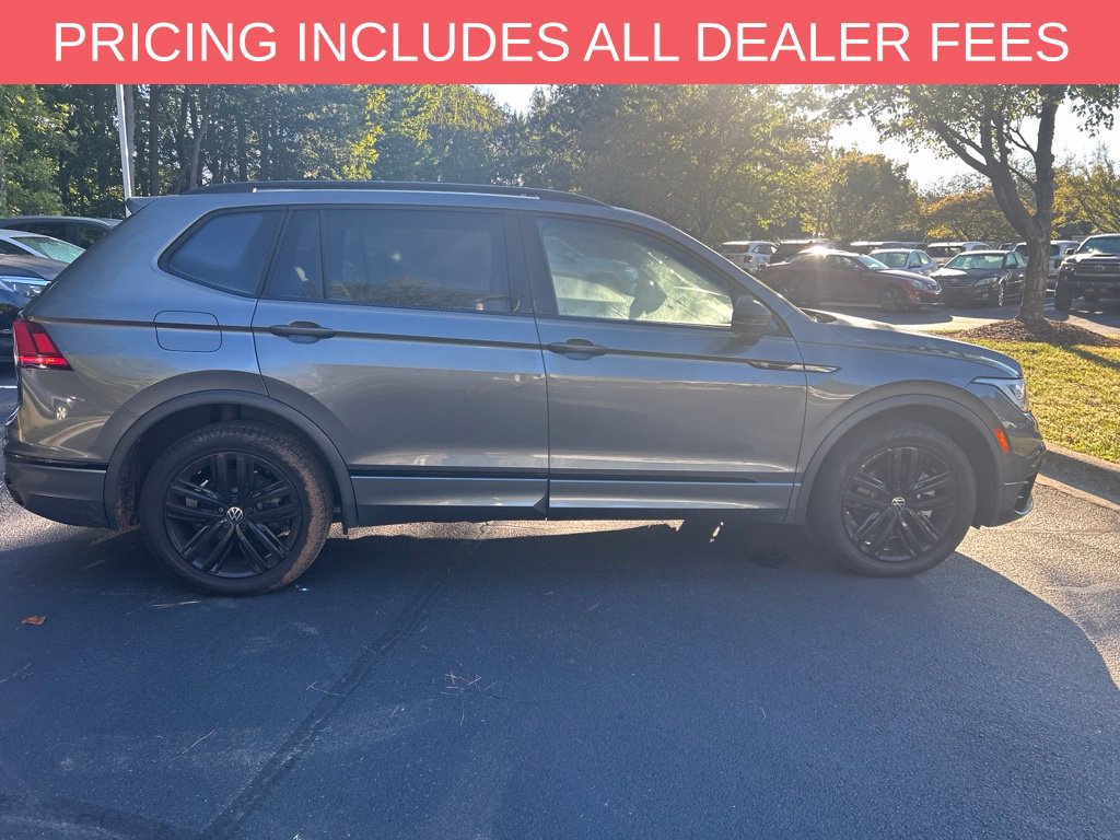Used 2022 Volkswagen Tiguan SE R-Line AWD/4WD image 9