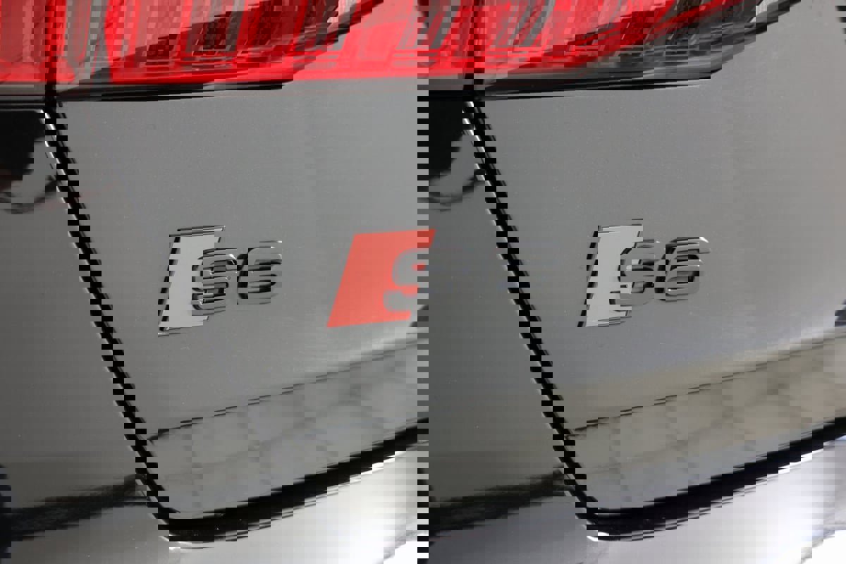 Used 2023 Audi S6 Prestige w/ Prestige Package image 16