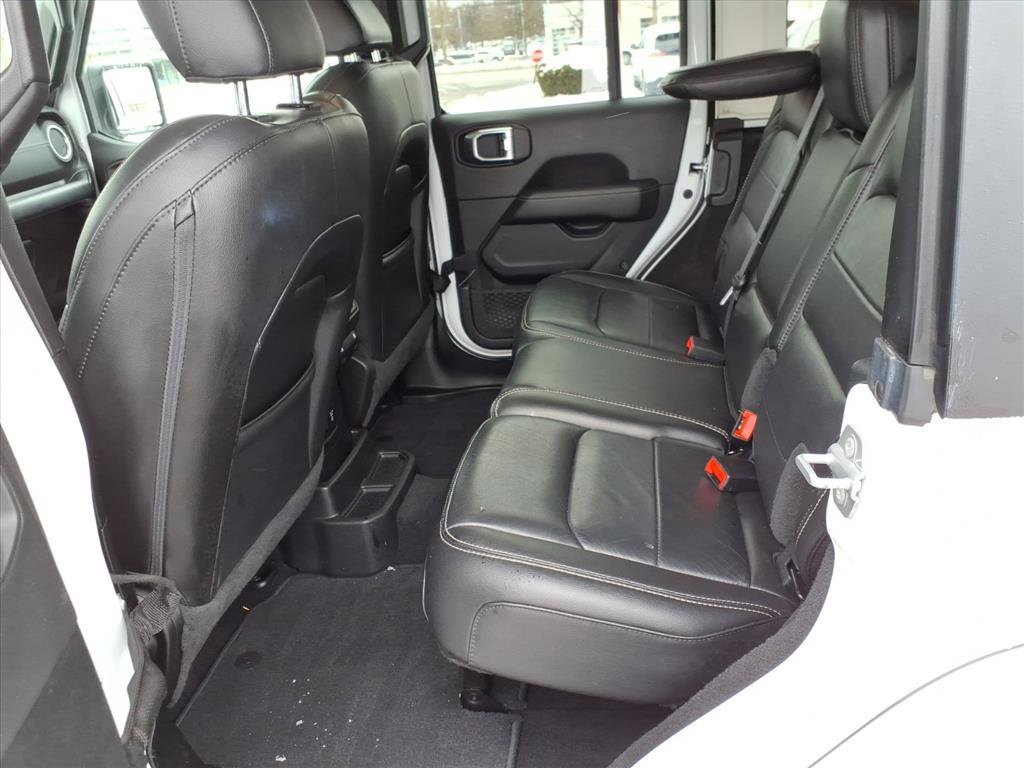 Used 2020 Jeep Wrangler Unlimited Sahara w/ Uconnect 4C Nav & Sound Group image 12