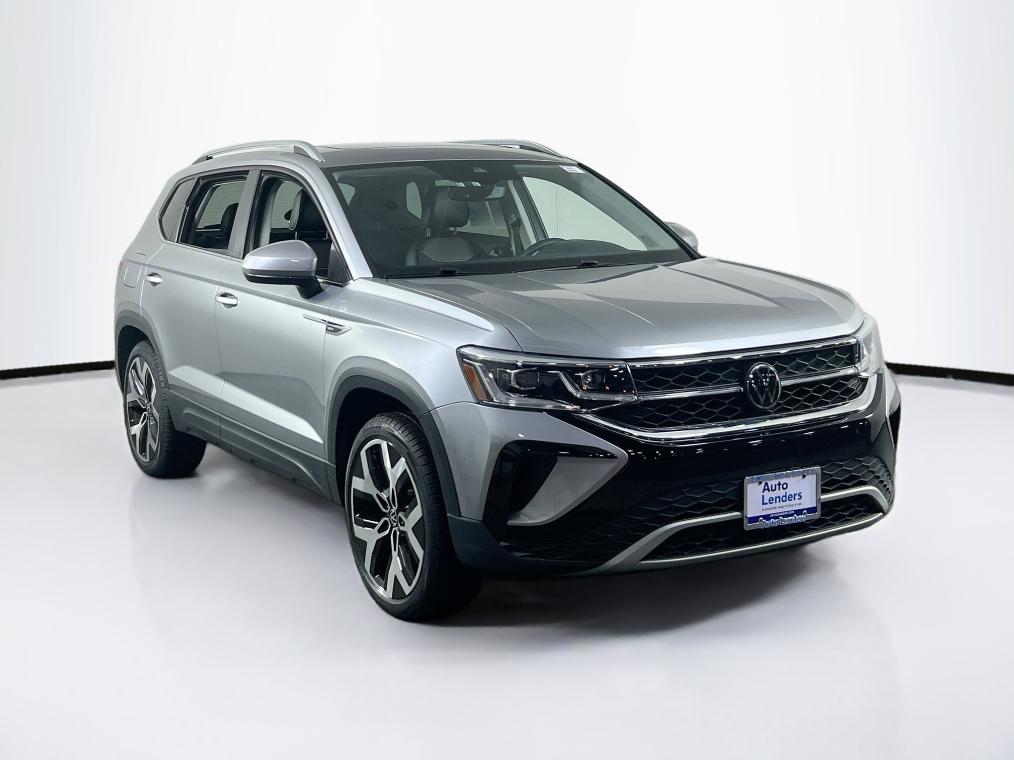 Used 2023 Volkswagen Taos SEL AWD/4WD image 3