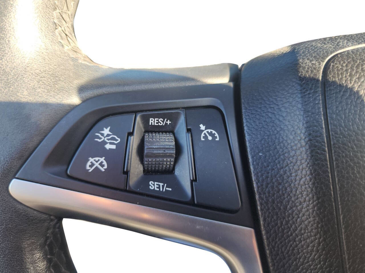 Used 2016 Buick Cascada Premium image 27