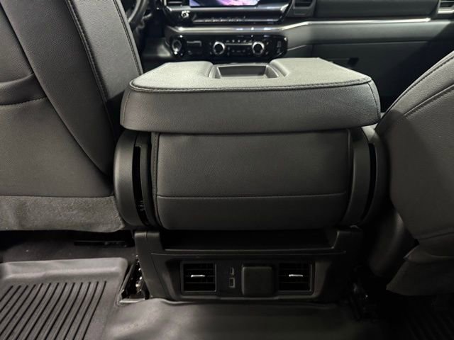 Used 2024 GMC Sierra 3500 SLT image 17
