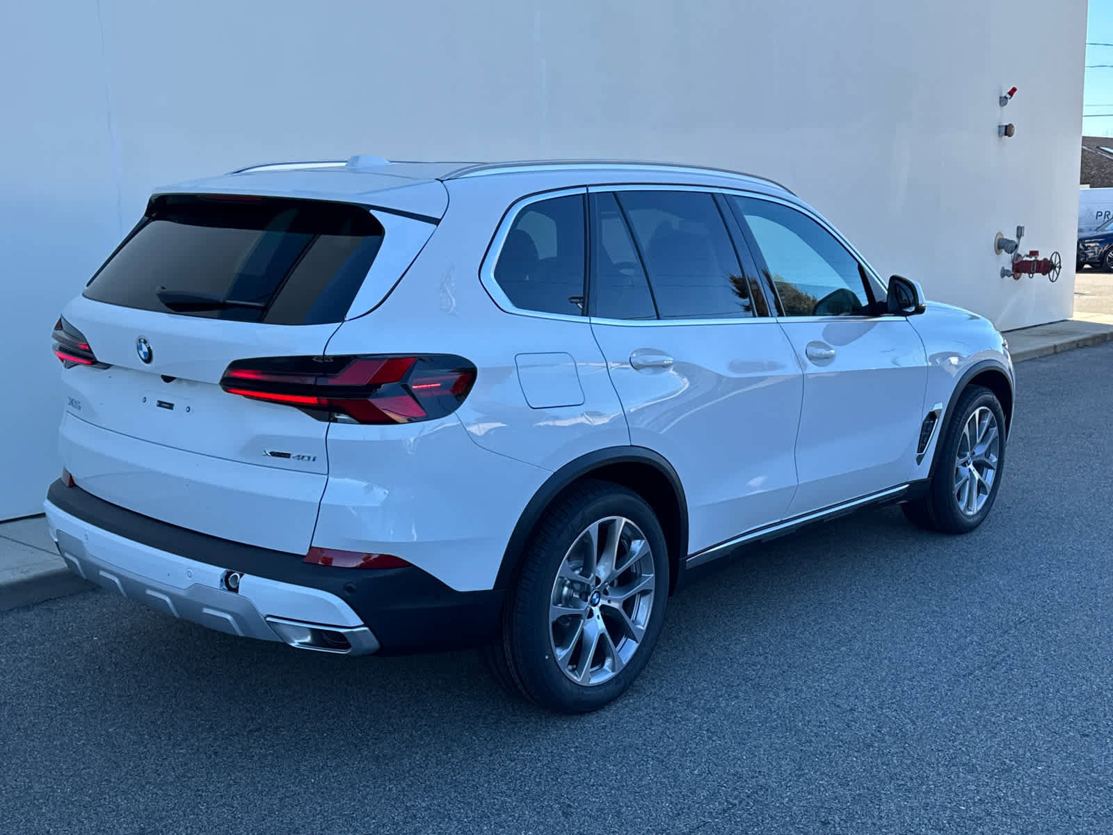 New 2026 BMW X5 xDrive40i image 4