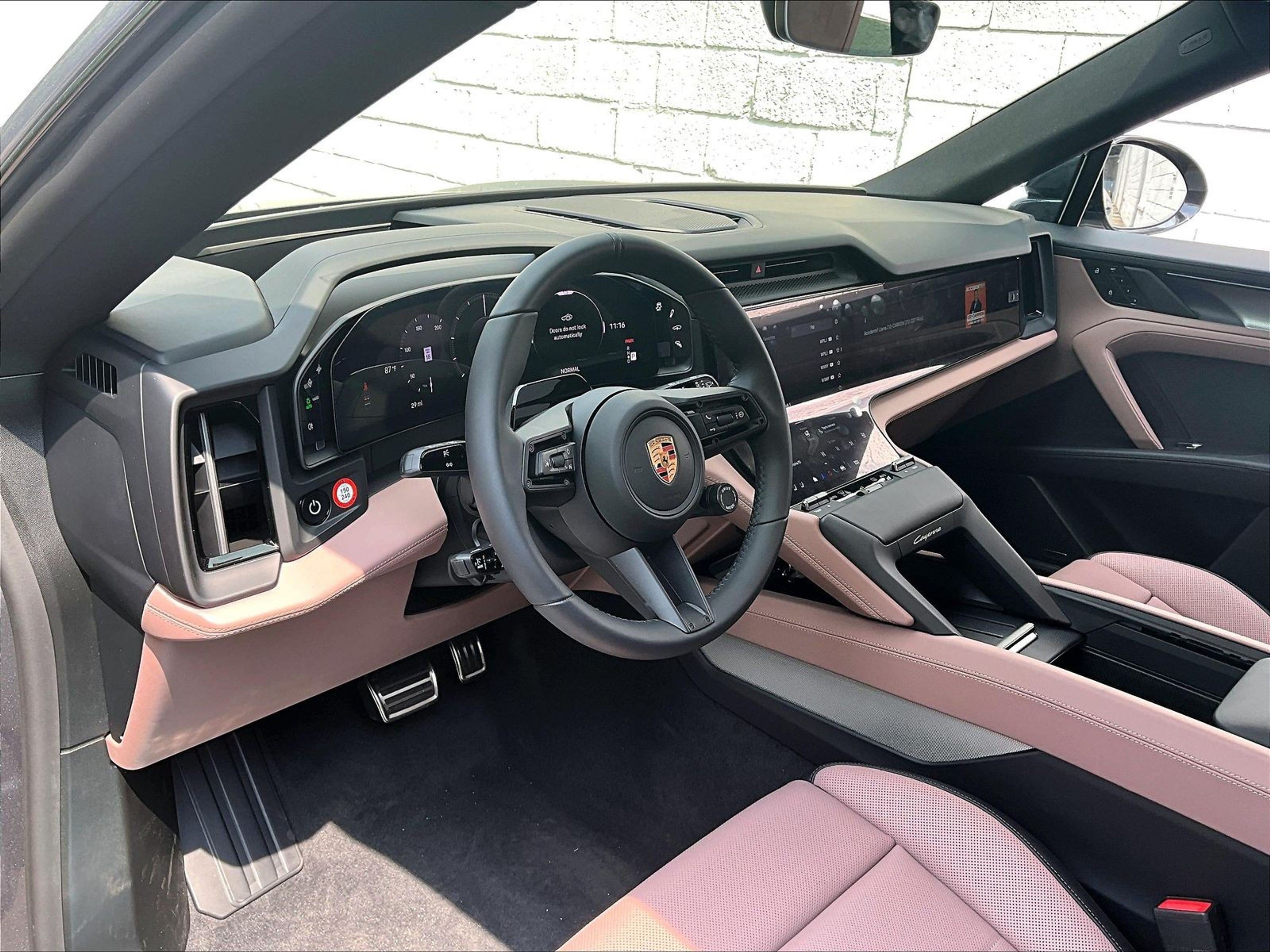 New 2026 Porsche Cayenne Electric AWD/4WD image 4