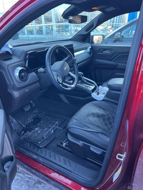 Used 2023 Chevrolet Colorado LT w/ LT Convenience Package image 7