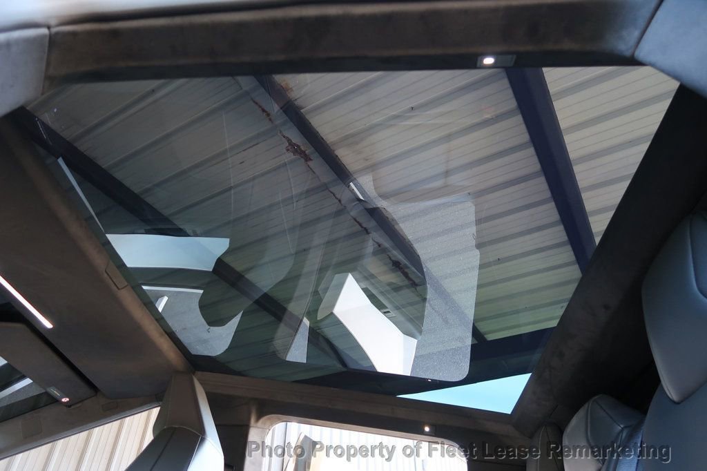 Used 2024 Tesla Cybertruck AWD Crew Cab image 51