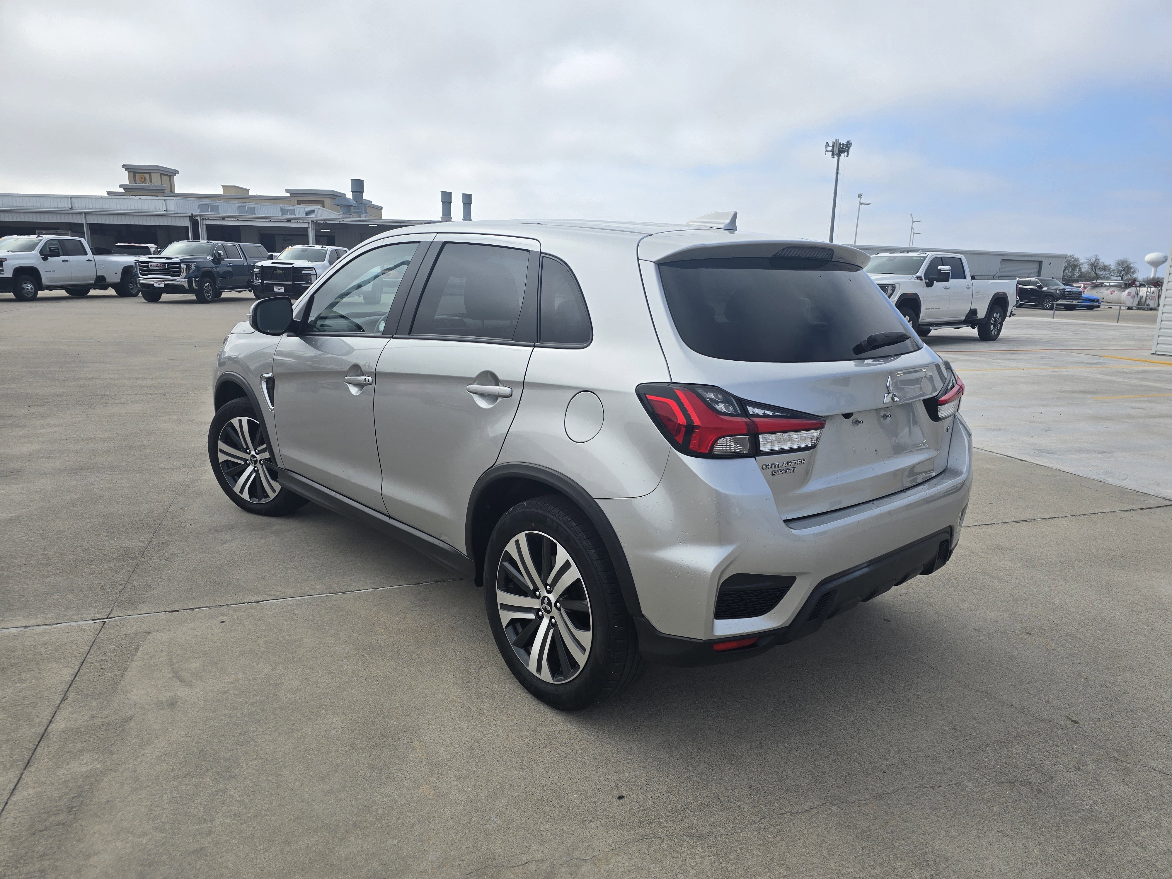 Used 2024 Mitsubishi Outlander Sport AWD image 5