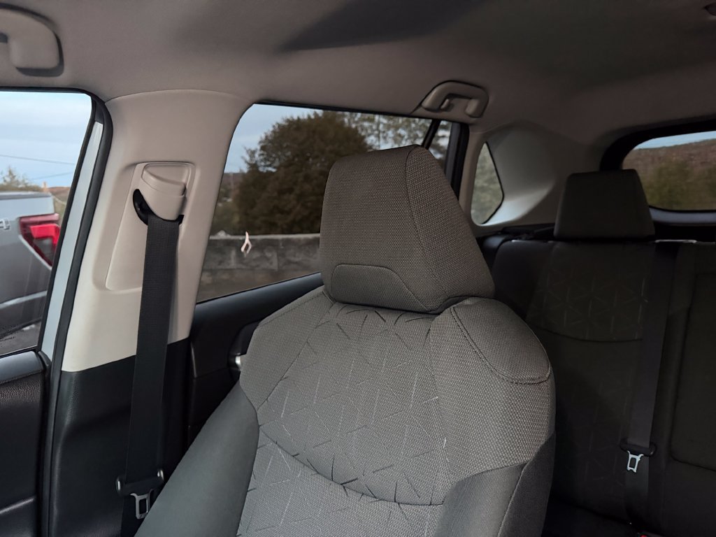 Used 2020 Toyota RAV4 XLE w/ All Weather Liner Package AWD/4WD image 20
