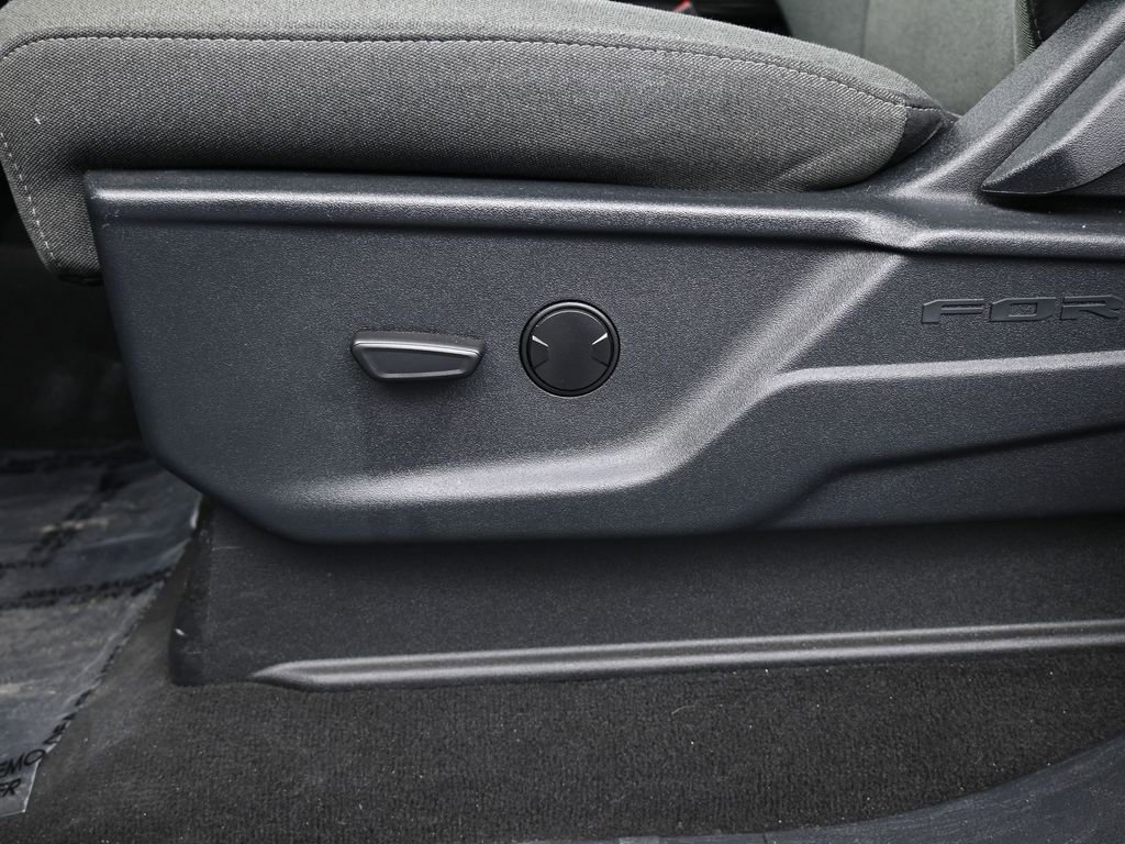 Used 2025 Ford F250 XLT image 17