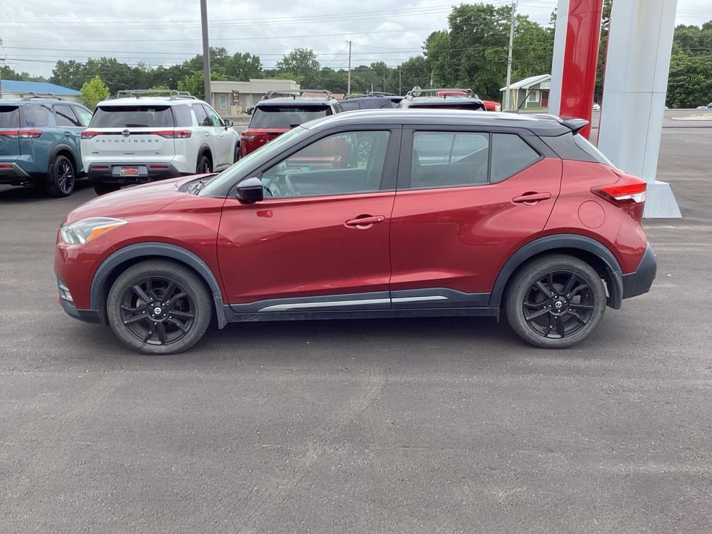 Used 2020 Nissan Kicks SR FWD image 20