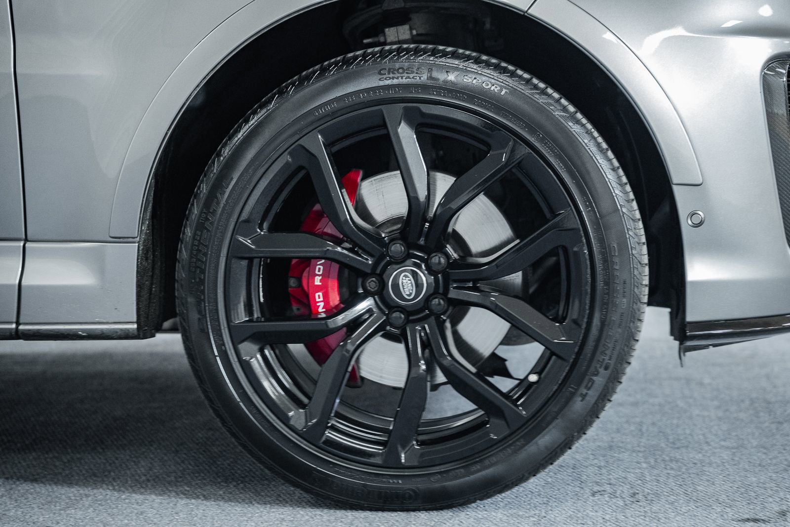 Used 2019 Land Rover Range Rover Sport SVR image 21