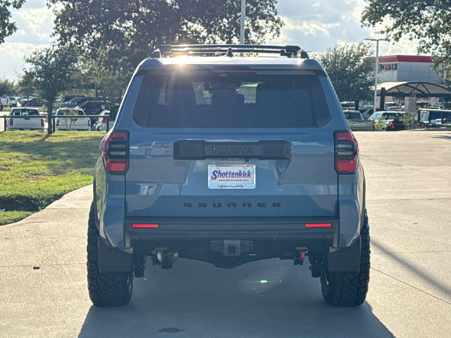 New 2026 Toyota 4Runner SR5 AWD/4WD image 8