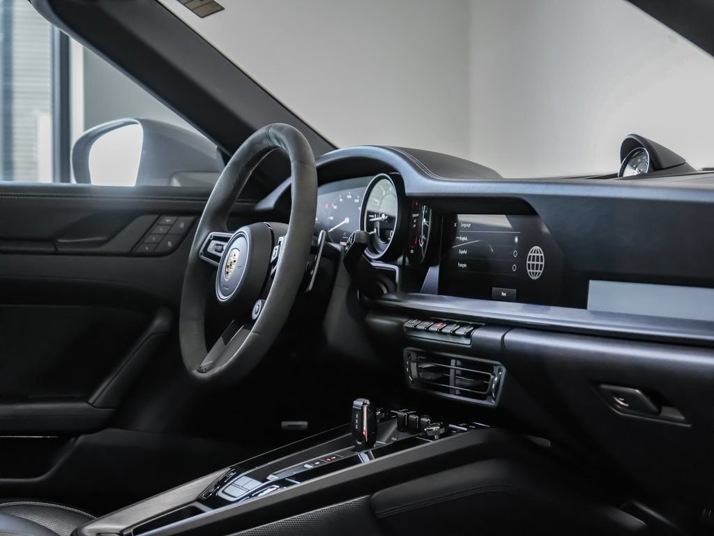 Certified 2023 Porsche 911 Targa 4 GTS AWD/4WD image 27
