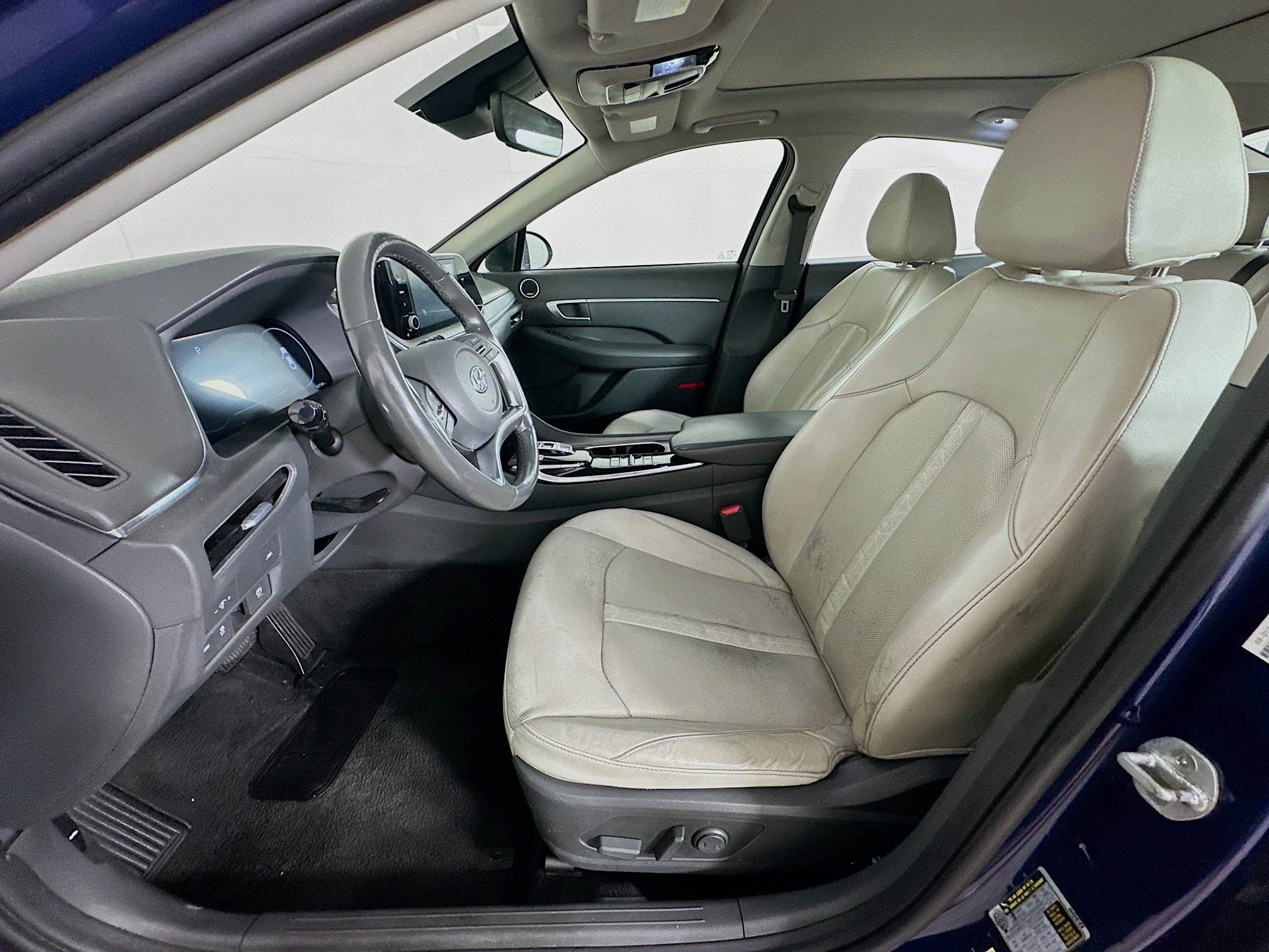 Used 2020 Hyundai Sonata SEL w/ Premium + Sunroof Package FWD image 13