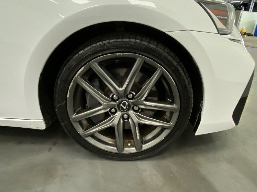 Used 2017 Lexus IS 300 F Sport w/ F Sport Package AWD/4WD image 16